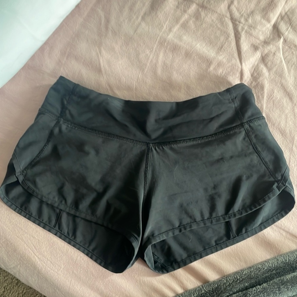 Lulu lemon Speed Up Low-Rise Lined Short